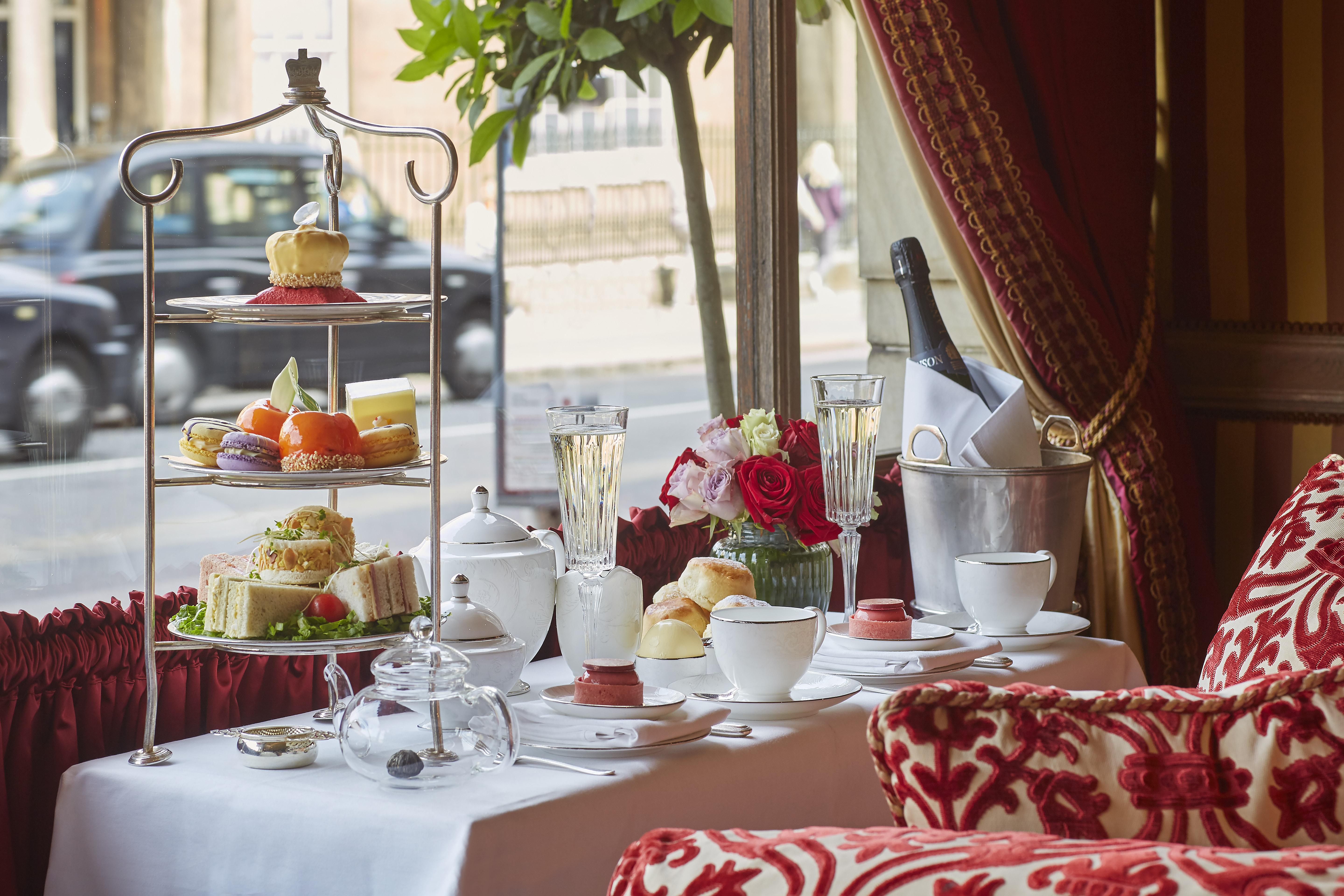 فندق روبنز آت ذا بالاس لندن المظهر الخارجي الصورة Afternoon tea at the Ritz