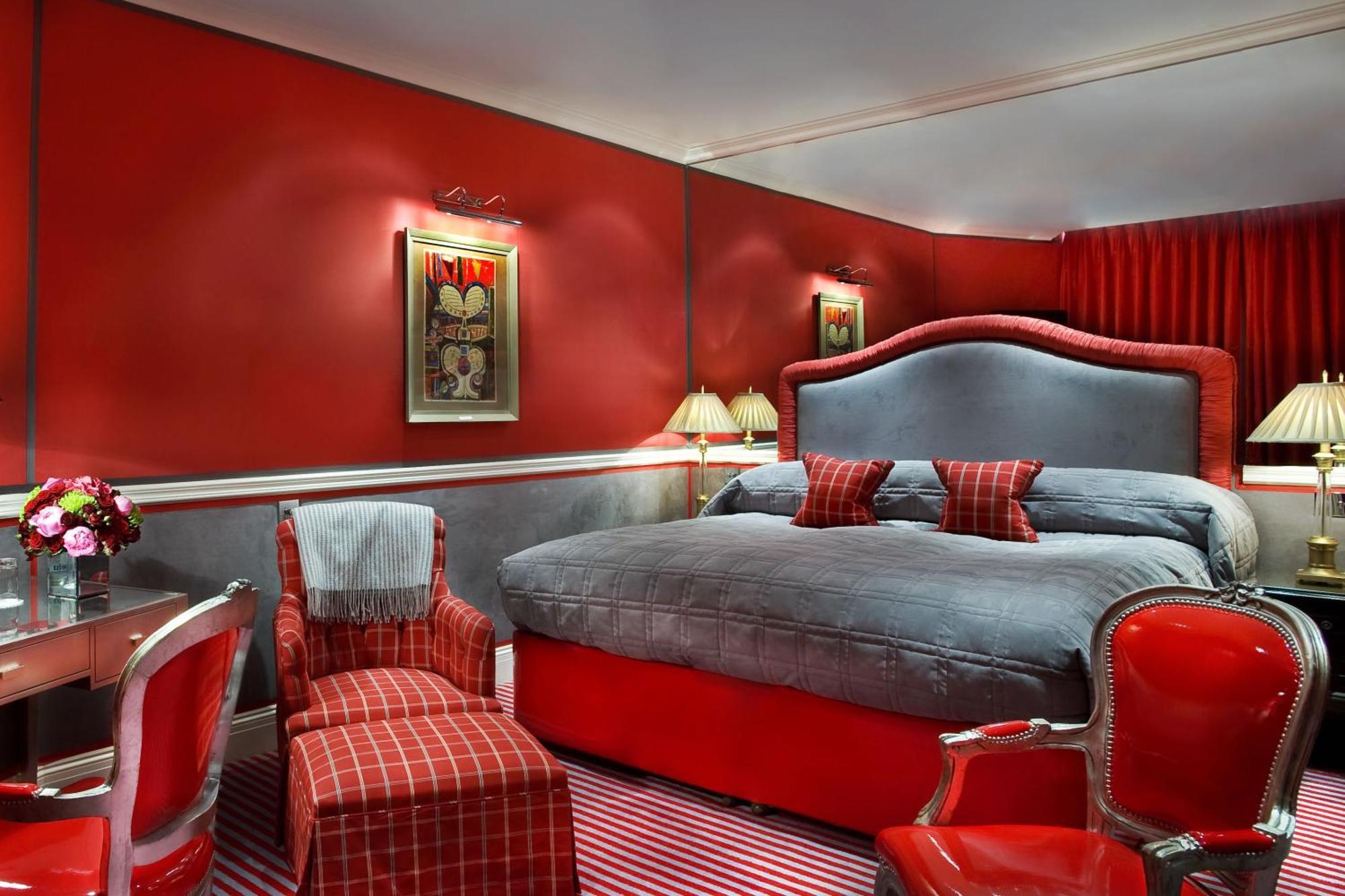 فندق روبنز آت ذا بالاس لندن المظهر الخارجي الصورة A room at the Hotel du Vin, Cheltenham