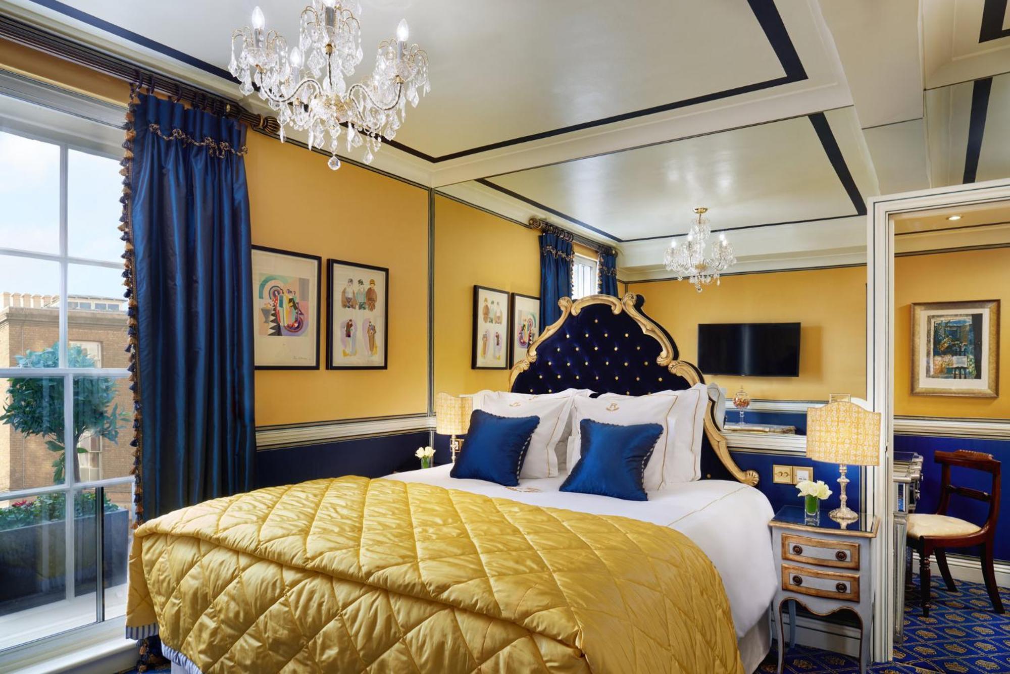 فندق روبنز آت ذا بالاس لندن المظهر الخارجي الصورة A suite on board